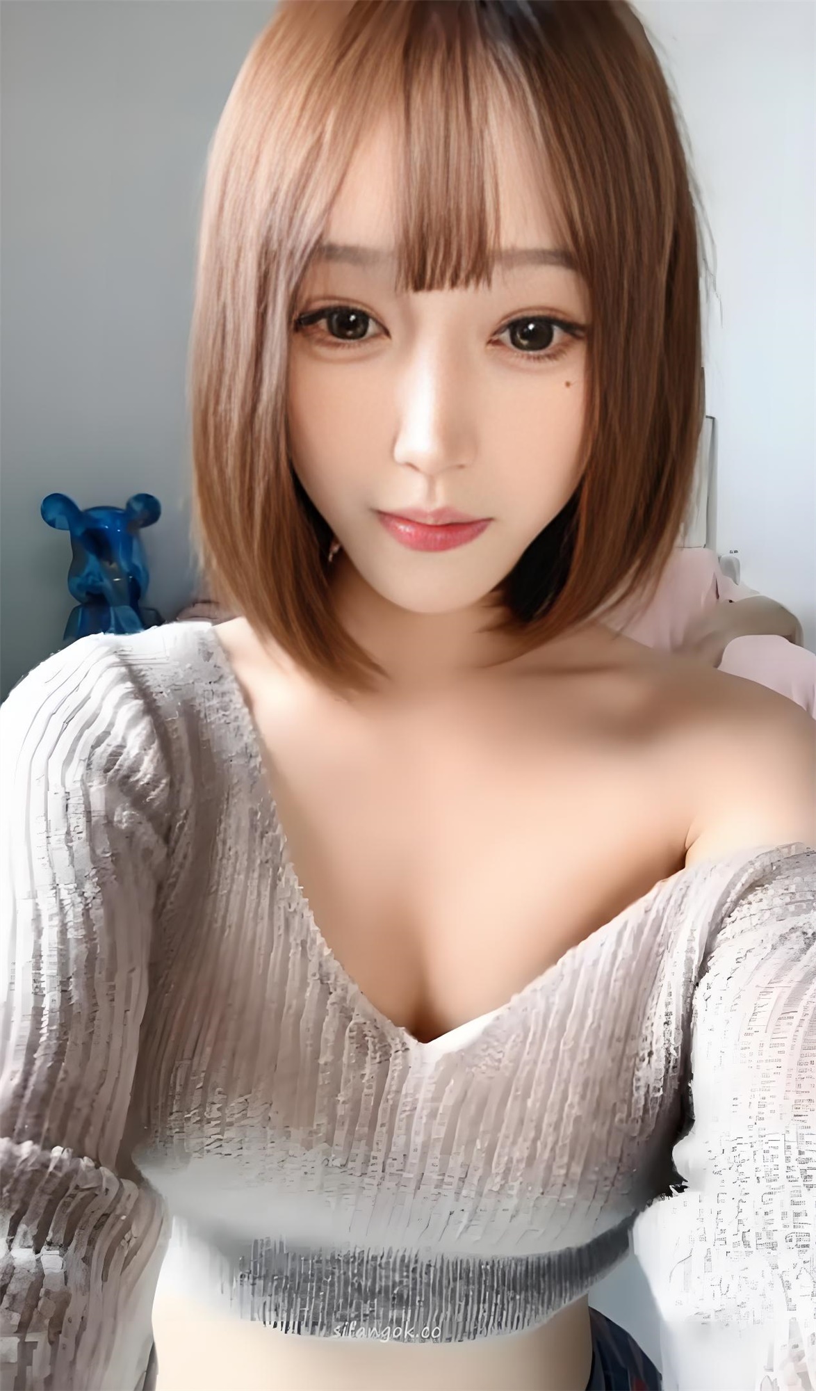 新裸舞女主 超清纯的小妹 奶子好看 【性感小兔】纯+骚+C奶