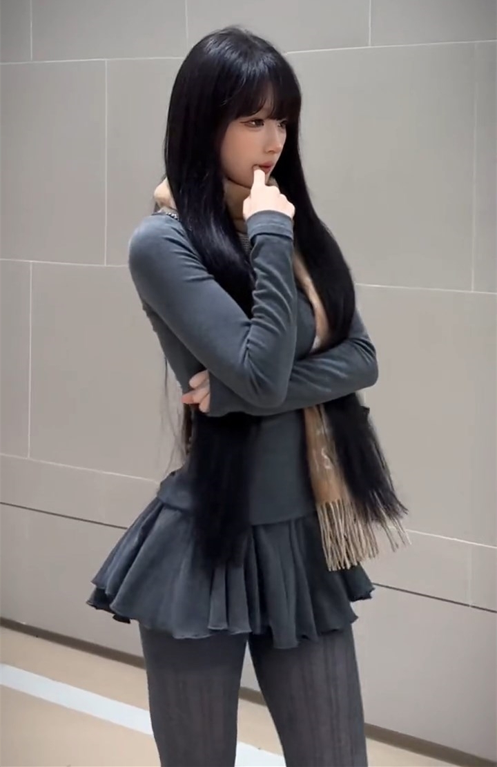 模仿我女神走路2.0#张元英走路 #张元英 #致歉一切