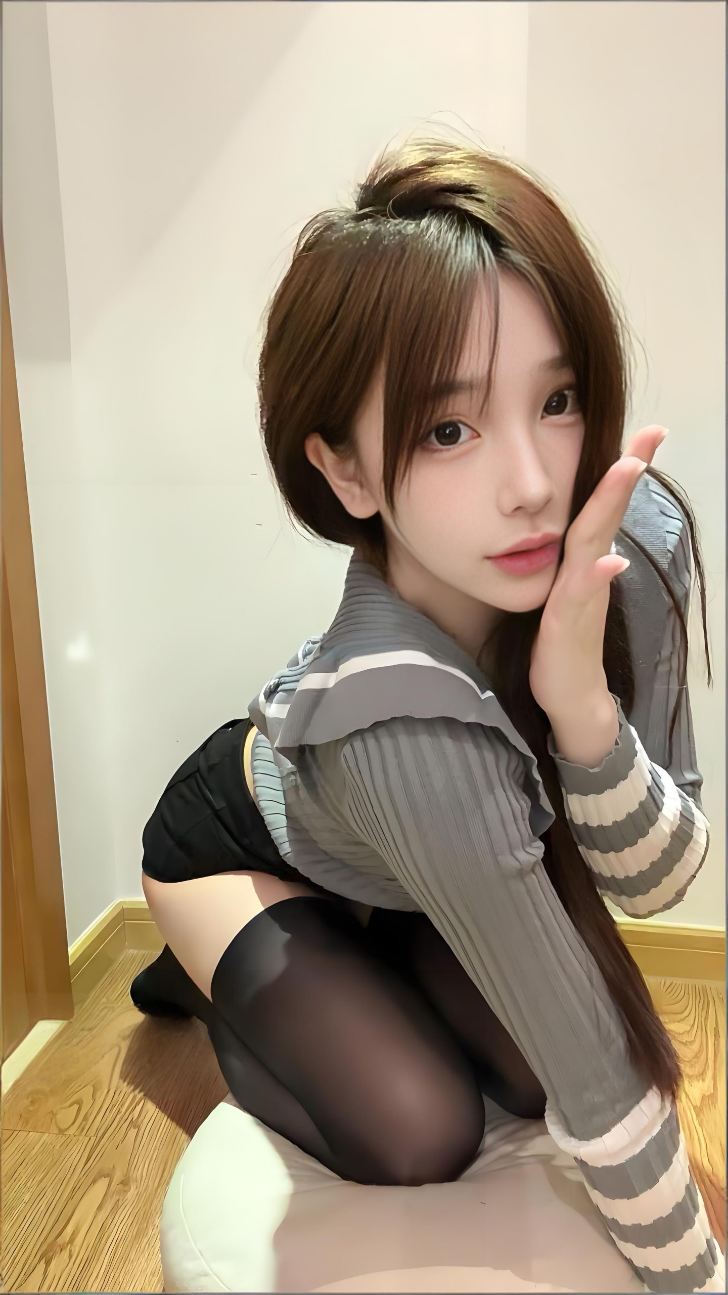 ♈ 抖音 嘉欣 微密圈  NO.011 【17P4V】最新至：2025.5.12【丽人丝语】